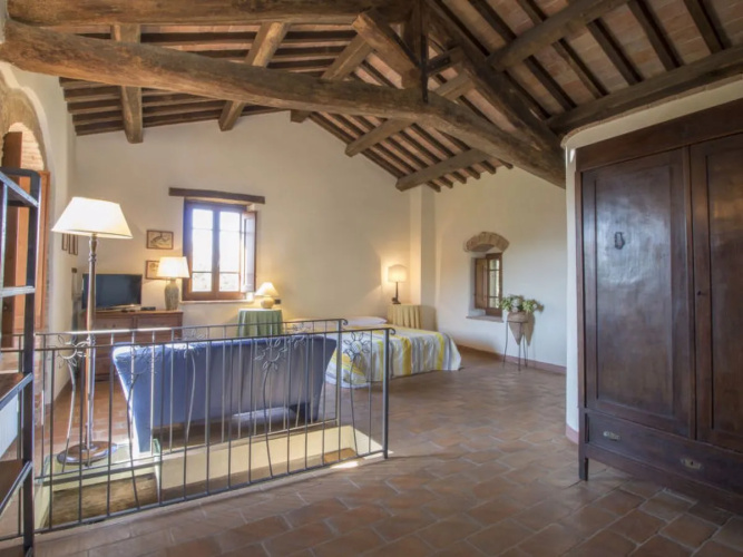 Borgo Monticelli 12877