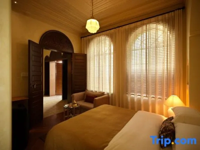 Standard Double room with pool view