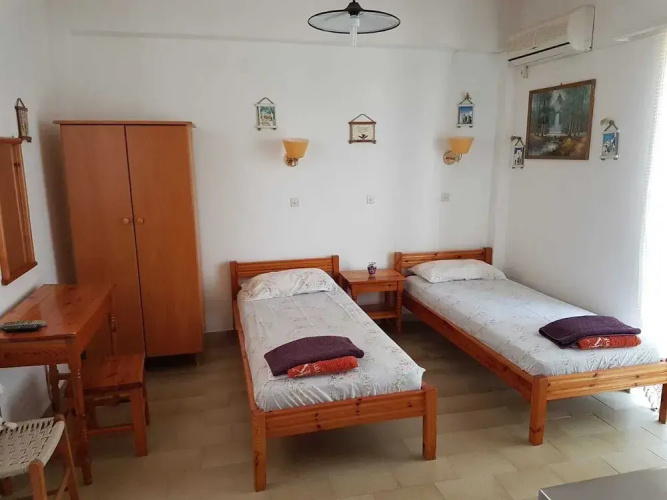 Family run 2 bed Studio Apartment 1