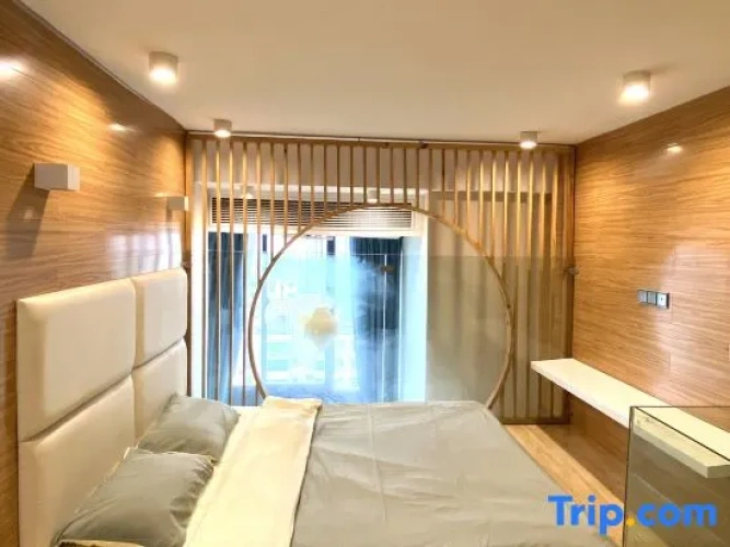 Standard Double room with view
