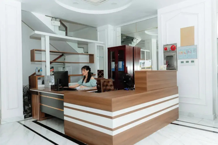TQ Helios Hotel & Apartment