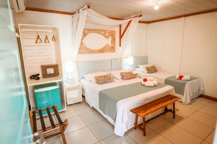 Standard Triple room