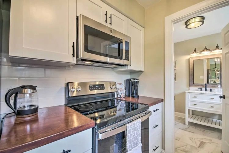 2 Bedrooms Apartment