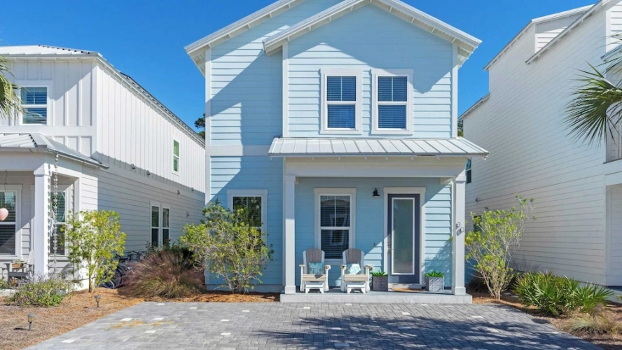 4 Bedrooms Cottage