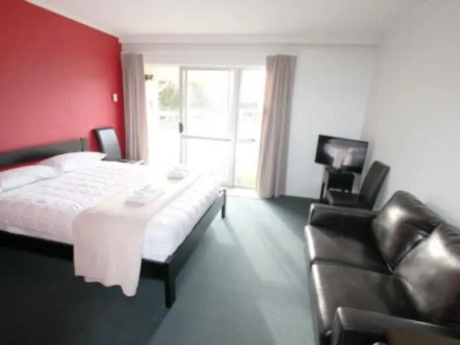 Twin Family Suite