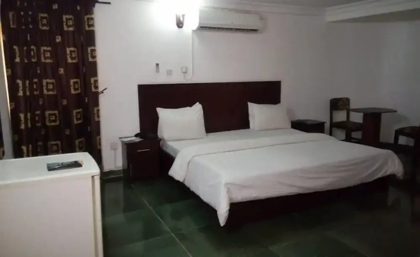 Comfort room
