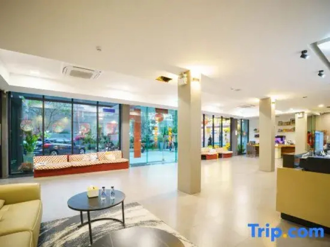 Z8 beach hotel