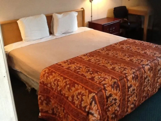 Downey Inn