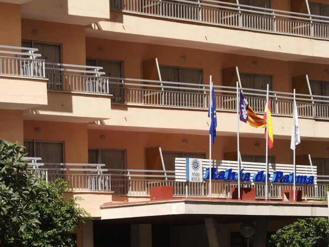 Standard Twin room with balcony
