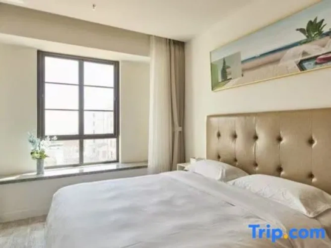 2 Bedrooms Apartment with garden view