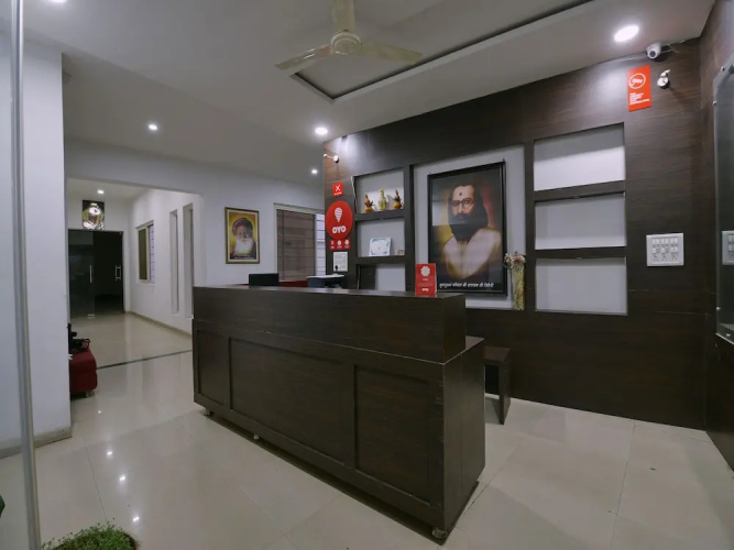 OYO 9969 Hotel Kshipra Dham