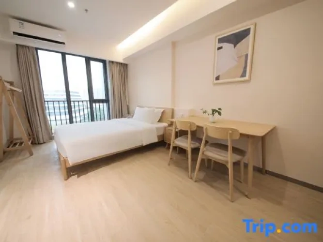 1 Bedroom Standard Suite
