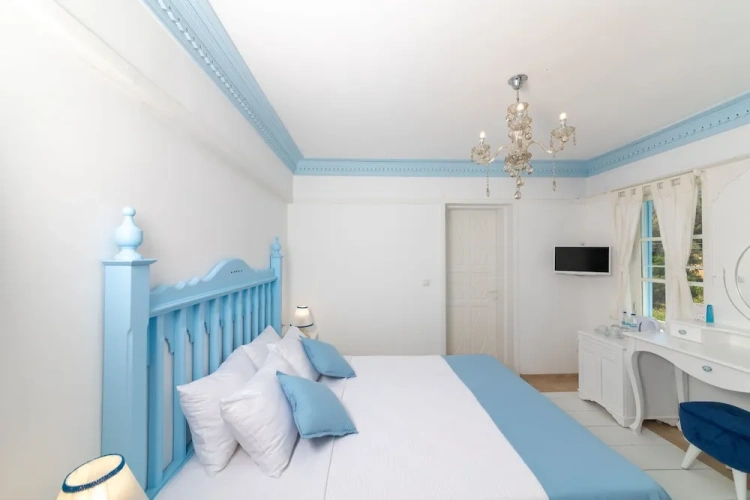 Standard Double room with balcony and with city view