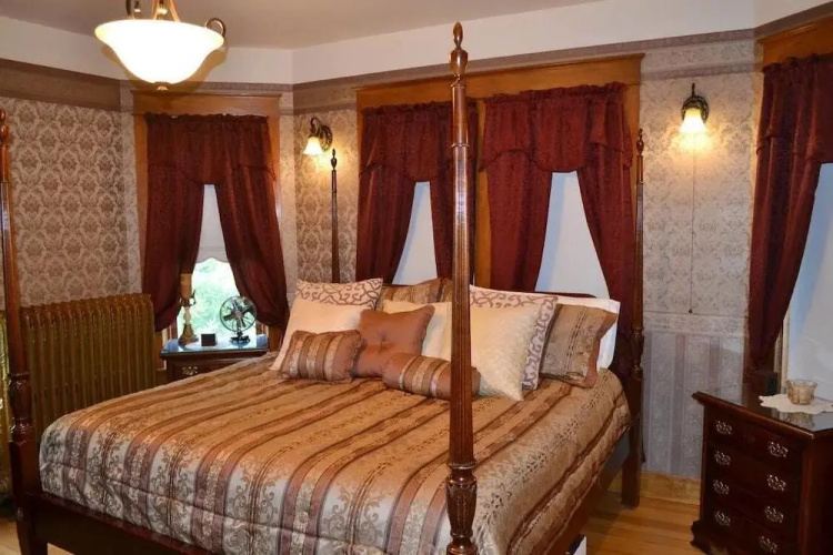 The Conner House B&B