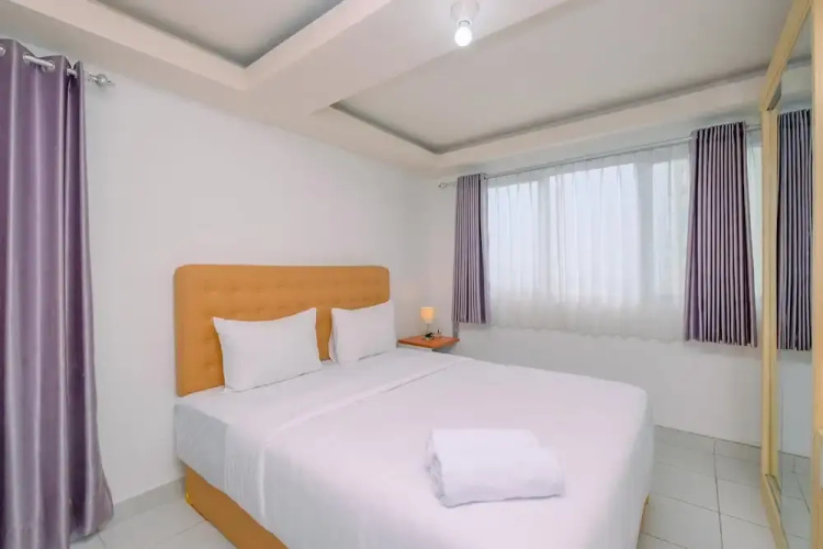 Warm And Comfortable Studio At Amethyst Apartment