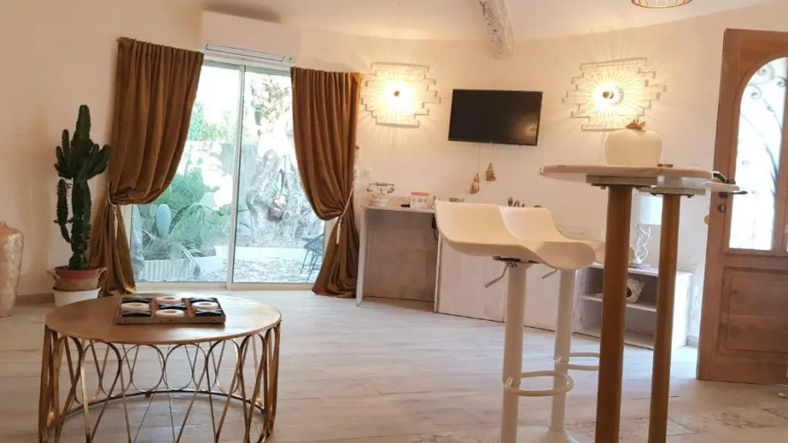 Studio villa château Currault