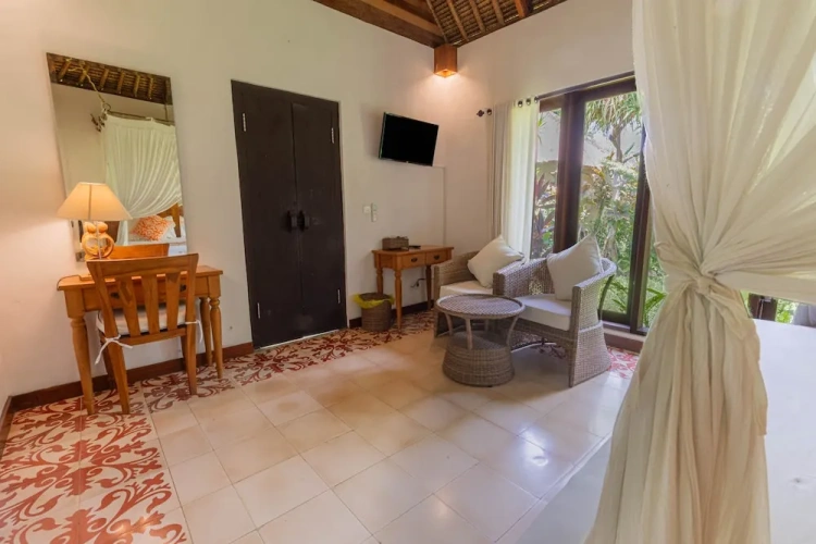 Deluxe Double room with balcony and with pool view