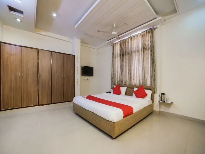 Oyo 37396 Q K Hotel