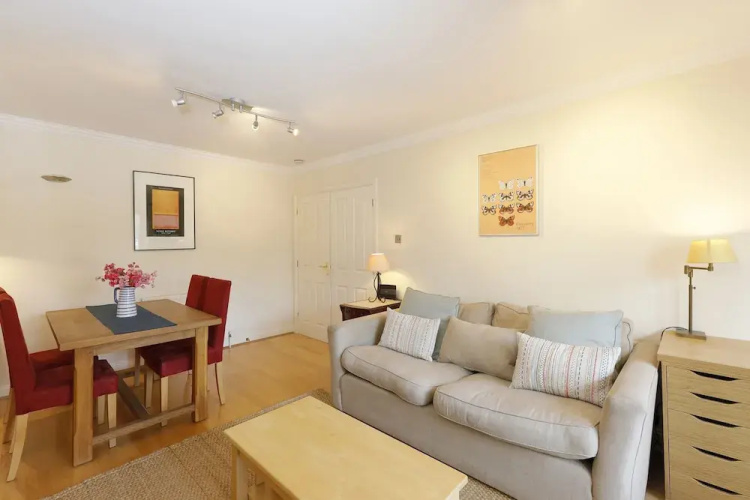 Beautiful flat with terrace