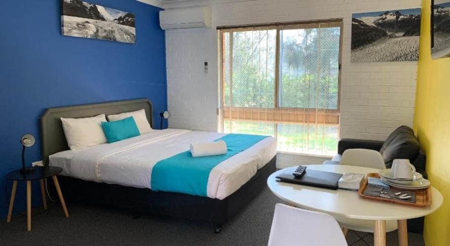 Golf View Motel