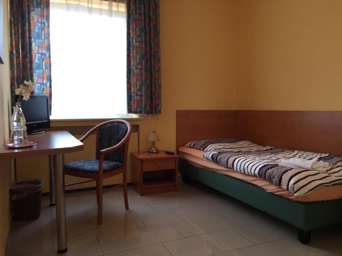 Standard Single room