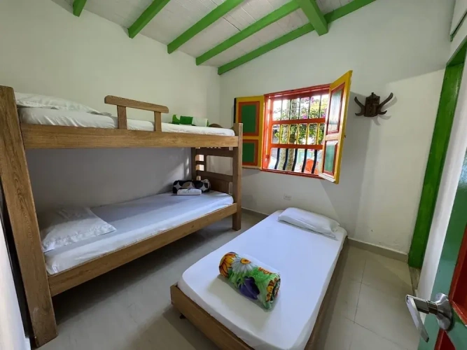 Standard Triple room