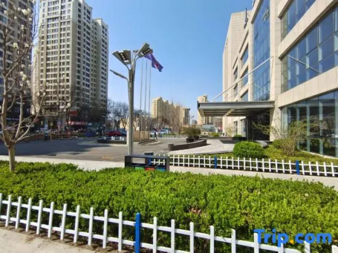 Dingyi Hotel
