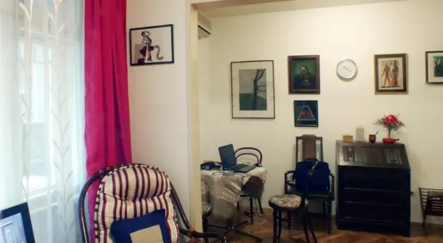 Apartment Miros Place