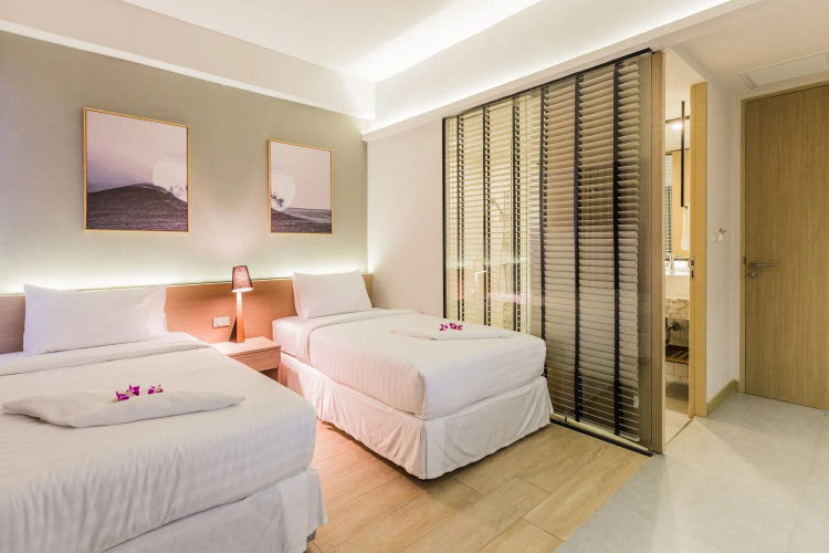 Snoozz Hotel - Hostel