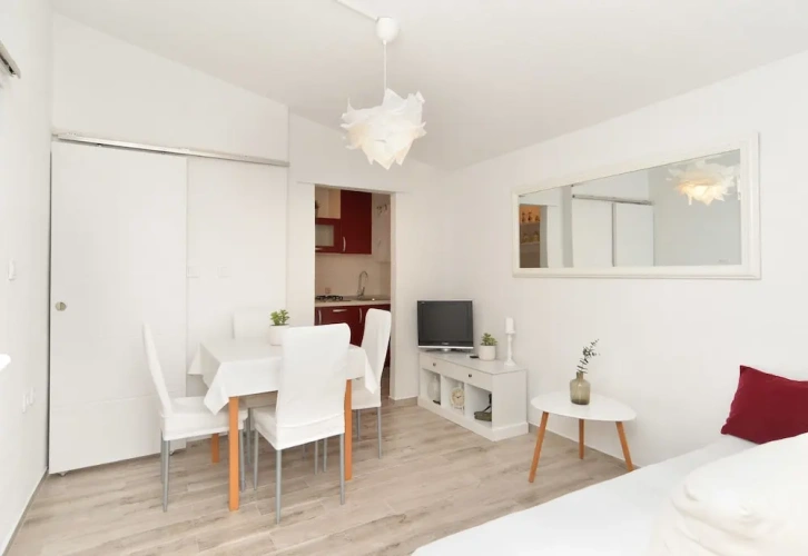 1 Bedroom Standard Apartment