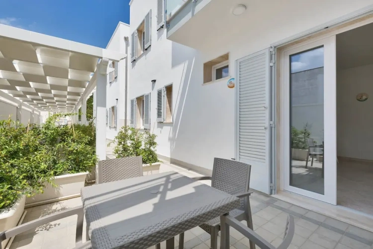 2 Bedrooms Standard Apartment
