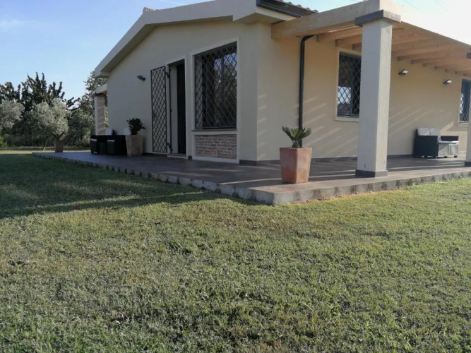 I due Ulivi - strada per La Caletta