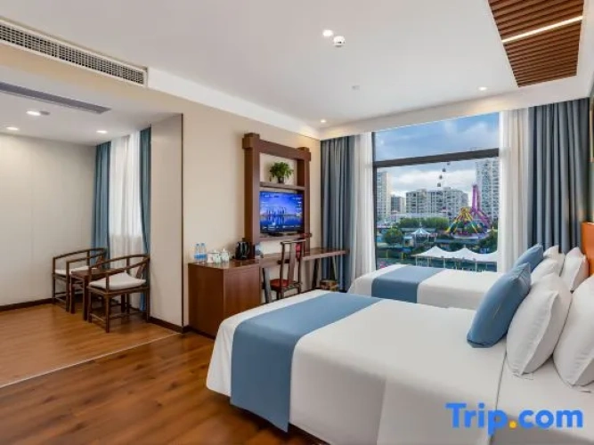Business Twin room with lake view
