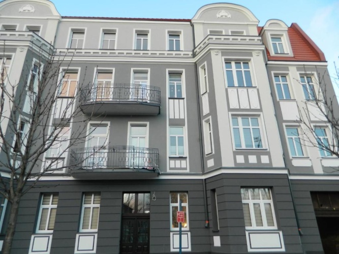 1 Bedroom Apartment