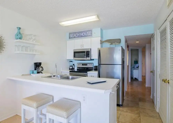 Royal Palms 604