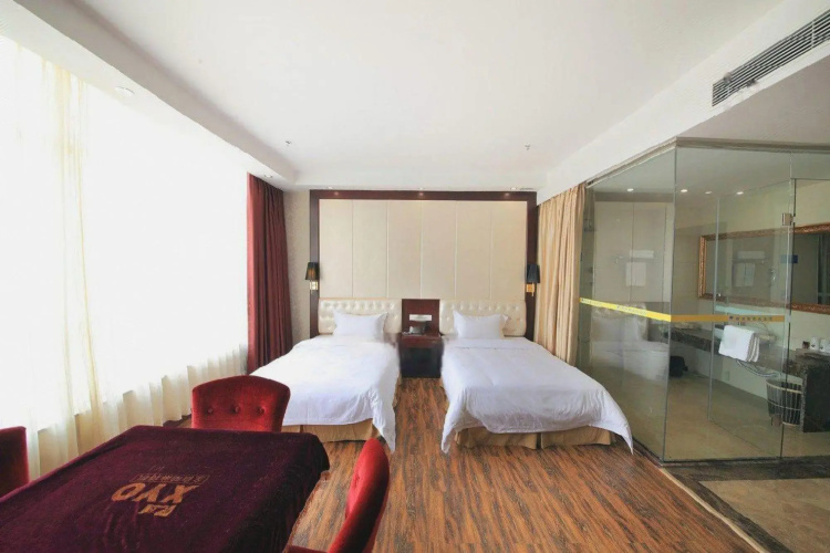 Kumho Hotel