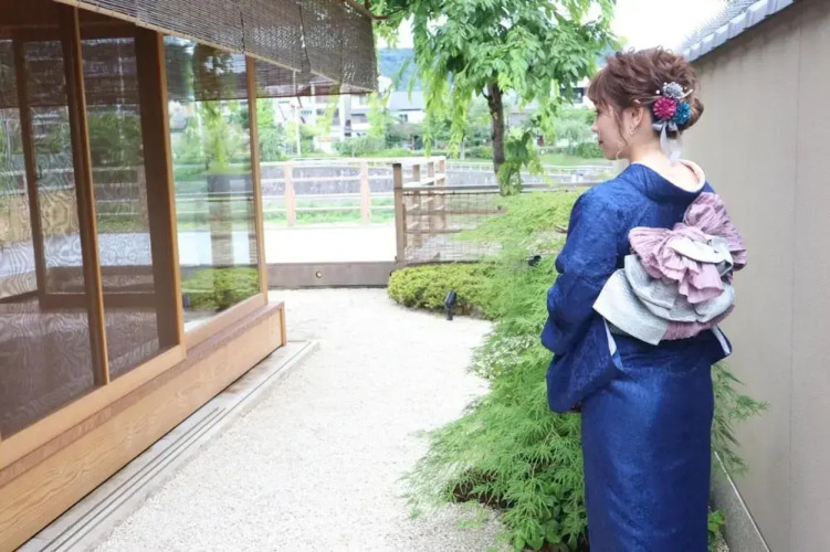 Maru Izumiyacho Over view