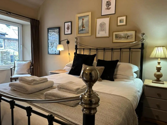 1869 - Room Only Boutique Townhouse