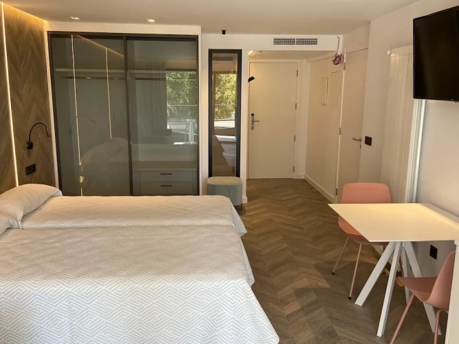 Apartamentos Roybel