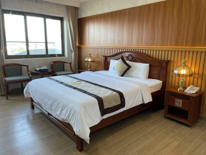 Standard Double room with city view
