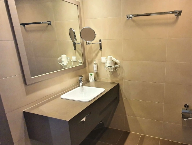 Double Suite
