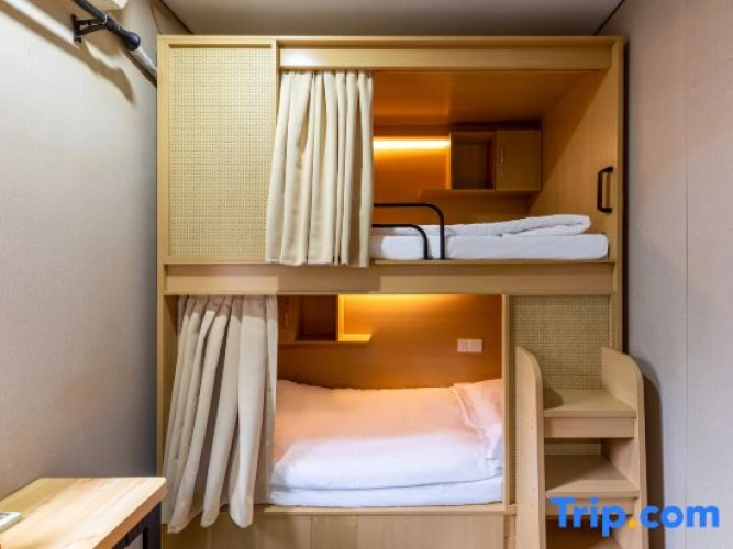 Standard Twin Duplex room