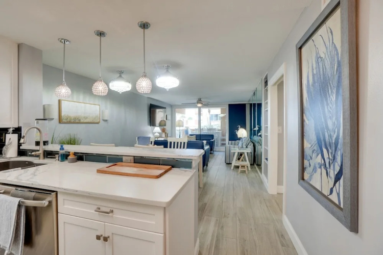 Tranquil Redington Beach Condo w/ Beach Access