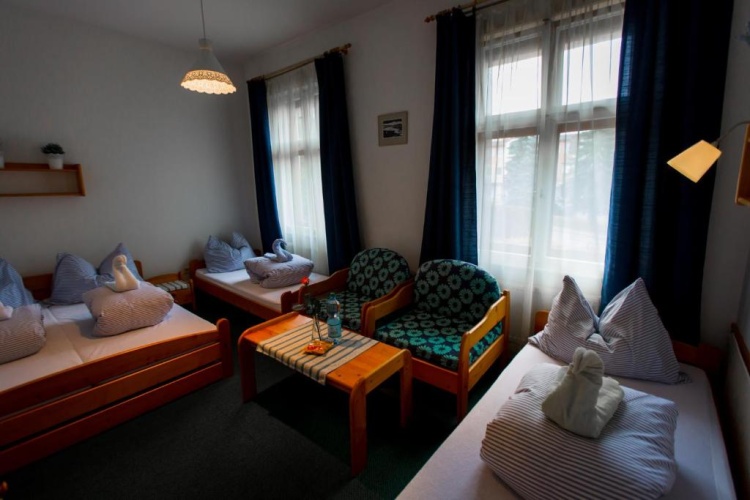 Standard Quadruple room