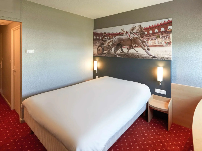 ibis Cholet