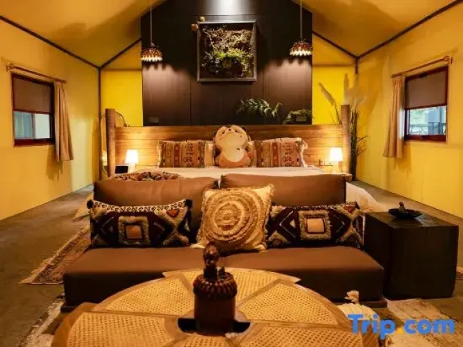 Standard Family room