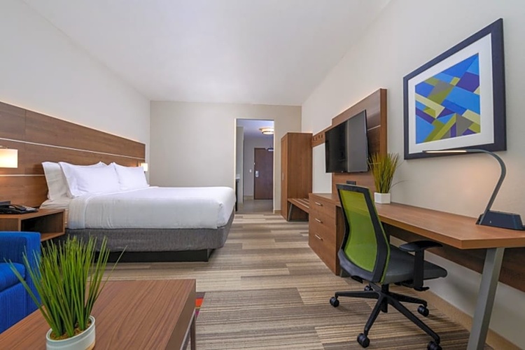 Quadruple Suite