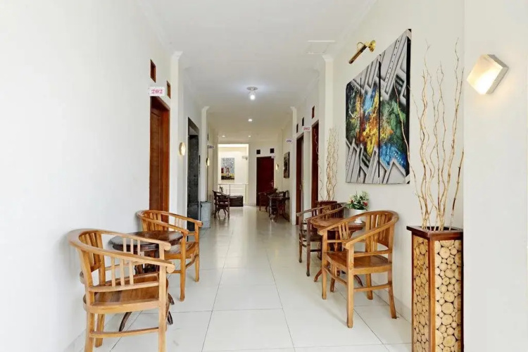 ZEN Rooms Bausasran