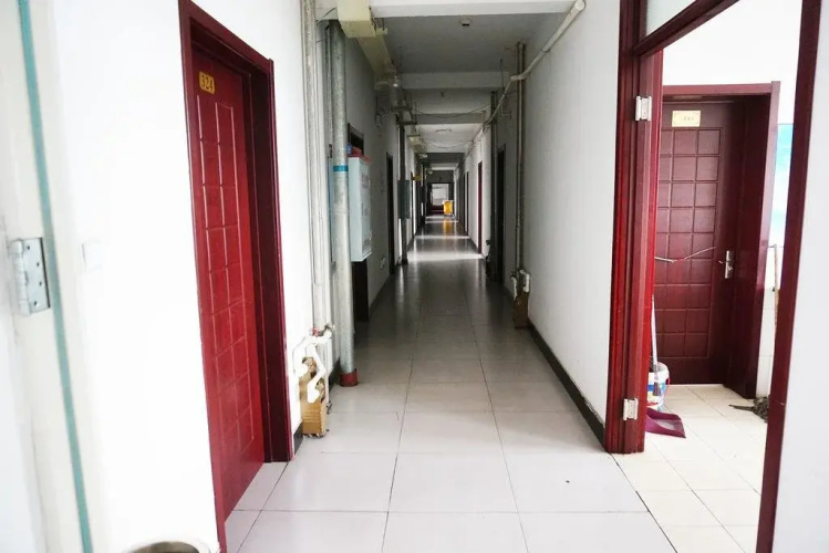 Yaju Guo'an Hotel