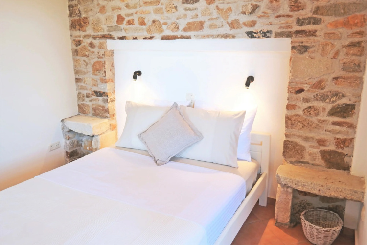 Thea Boutique Suites
